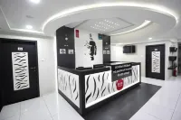 Hotel Paramount Inn - 3-Star