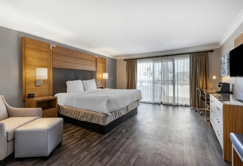The Encinitan Hotel & Suites