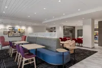 Home2 Suites by Hilton Ames - breakfast