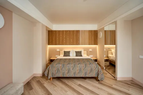 Altaj Podgoritsa Park Hotel - 停車場