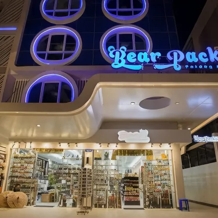 BearPacker Patong Hostel