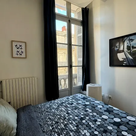 Stylish, modern apartment in the historic city centre of Montpellier.