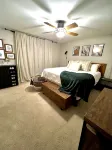 Cozy Home a few miles away from EAA & Sea Plane Base - Wi-Fi