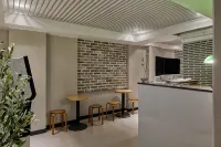 Unit M Hostel - Hostels