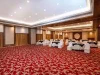 The Lagoona Resort Hotels near Khandala