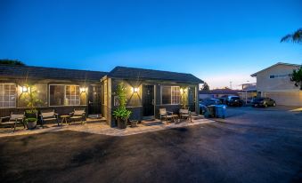 Shell Beach Inn