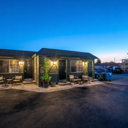 Shell Beach Inn