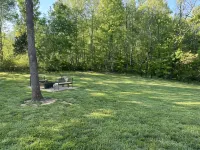 Tastefully decorated French Country Cottage on a horse farm with RV/Boat hookup - Wifi