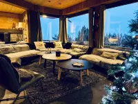 Sublime Views-Upper Chalet-180m2 Aux Angles -16Pers on 3300m2-Near the Center - Wifi