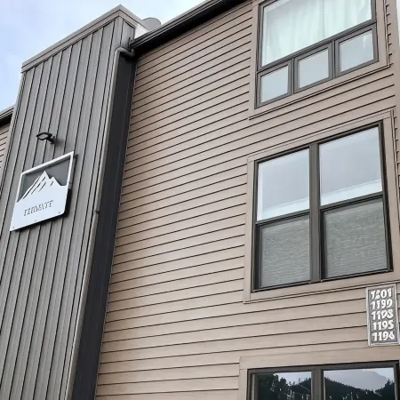 Retro Ski Condo at the Base of Lone Mountain! Located on Shuttle Route!