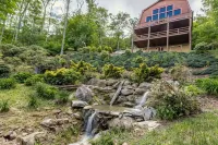 Upscale Sugar Mtn Home w/Amazing View, Hot Tub, Ping Pong - 3-Star