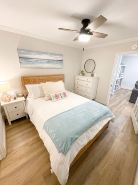 Cozy clean apartment in the heart of Leonardtown!