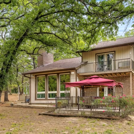 Relax at the 5-beds Woodland Vacation Home near Frisco