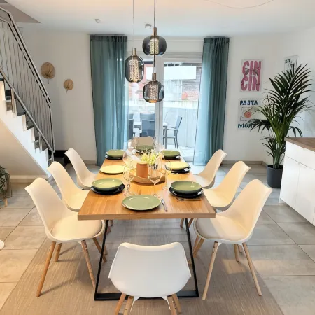 HomeVibes | Luxury house 130 sqm | 13 min to Cologne | 2.5 bathrooms & terrace