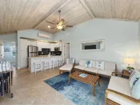 Golf Cart Included, Abaco Villa, Treasure Cay, Bahamas, 100 yards from beach - WiFi