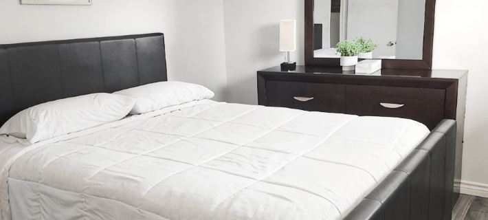 Central Location- Modern Main level 3BRD Home Hotels in Sault Ste. Marie