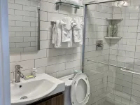 Renovated Amazing Waterfront Escape: Balcony, Paradise At A Great Price! 프라이든데일 호텔