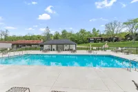7 mins from your waterfront deck to downtown! Peaceful, private, roomy. - 3-Sterne