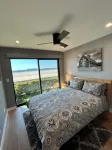 BEACH FRONT DREAM - 5-Star