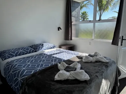 The Awanui Hotel - bar