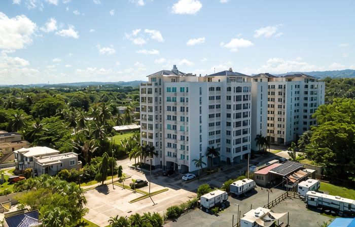 Beautiful Oceanfront  2 bedroom, 2 bath condo Aguada, PR
