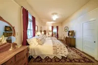 Weaverville Hotel