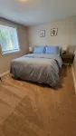 Comfy, sunny, Wi-fi + coffee Walk to Downtown Winooski -  Apartamentos vacacionales
