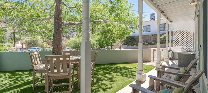 Casa de Oro – Luxe Comfort in the Heart of Old Bisbee Private Yard & EV Charger! Hoteles en Bisbee