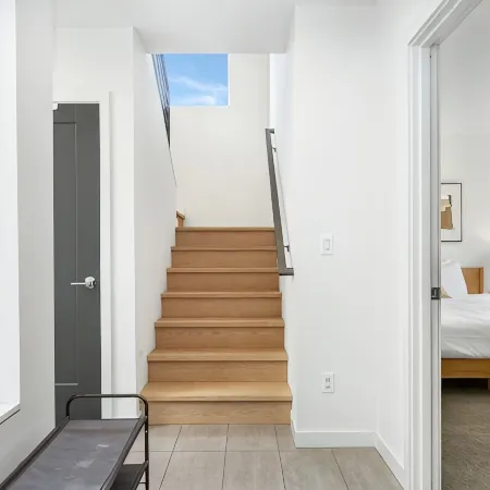 Luxe Modern Home with Air Conditioning - Perfect for Families & Groups