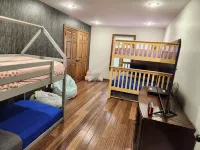 Minutes to Caves! Private Woods! Game Room & Media Room! Great for Get-togethers - 3-Star