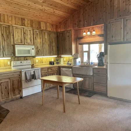 Cozy Cabin with River Access optional full 50amp RV hook-ups onsite