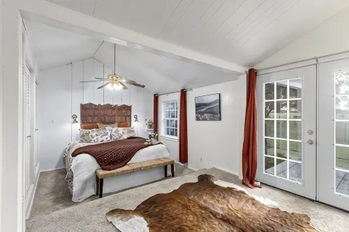 Sleeps 10! Country Cabin w/ Playground, Hammock & Chickens - Chalet