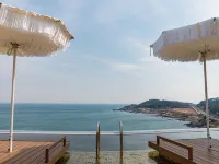 Best Louis Hamilton Hotel Ocean Terrace Hotels near 해파랑길 3코스 시작점(대변항)