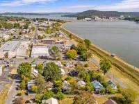 New Guntersville lake cottage - walking distance to lake and minutes to downtown - Bintang 3