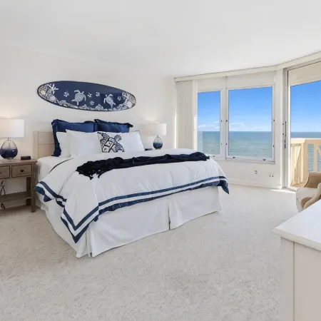 Direct Beachfront Condo with Amazing Panoramic Ocean Front Views (11th floor)