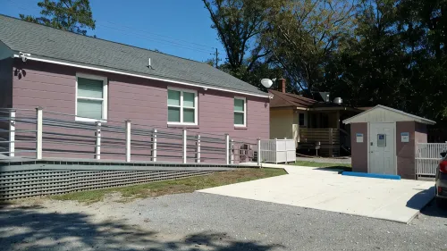 1 Charleston Charm is a Private Studio is 4 Miles from Downtown Charleston - Condos