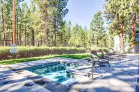 NEWLY RENOVATED Basecamp for Outdoor Adventures w/ BBQ, Shared Hot Tub & Pool - balcony