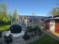 Cozy 3 bedroom house - 2 min drive to downtown Fish Creek - 3-Star