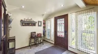 Garden Cottage Getaway on the Pend Oreille River! Pet-Friendly! Water Access!! - Boutique