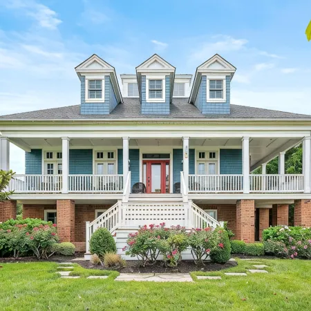 5-bedroom vacation home just a short walk to Cape May Beach