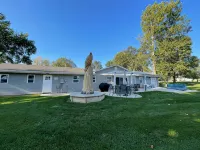 Enjoy a memorable lake vacation at family-friendly Channelside Lake House! - 4-Star