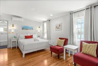 Eagle Wing Inn - Cape Cod - 3-Star