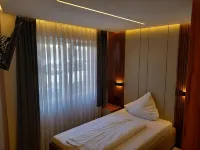 Room-single Room Without Balcony - Wifi