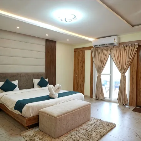 Blue Lagoon Inn Resort