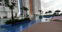 TaksvitHome | Biggest in Trio | Aeon GM PortKlang - balcony