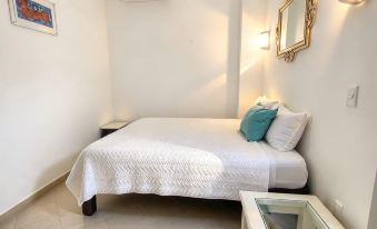 Alexandross Hostel Bnb