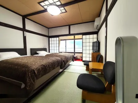 Hotel Kojoen Отели рядом с достопримечательностью «Chūzen-ji Temple»