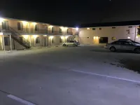 Seaview Inn Grover Beach - parking