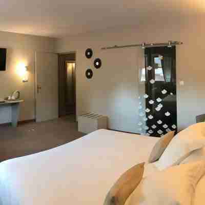 Le Relais des Moines Logis Rooms
