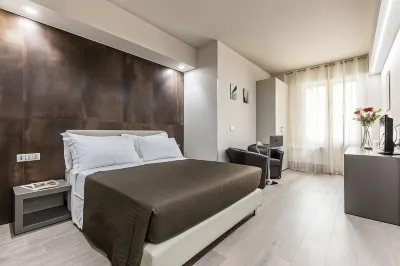 Astoria Deluxe Rooms